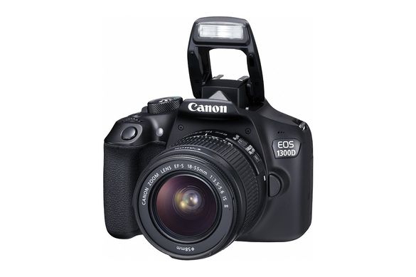 Дзеркальний фотоапарат Canon EOS 1300D+18-55mm IS II + bag + card