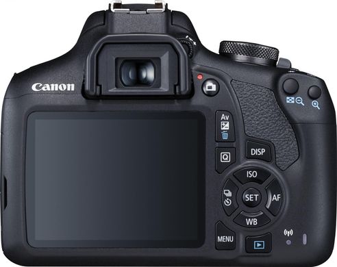 Дзеркальний фотоапарат Canon EOS 2000D + EF-S 18-135mm f/3.5 - 5.6